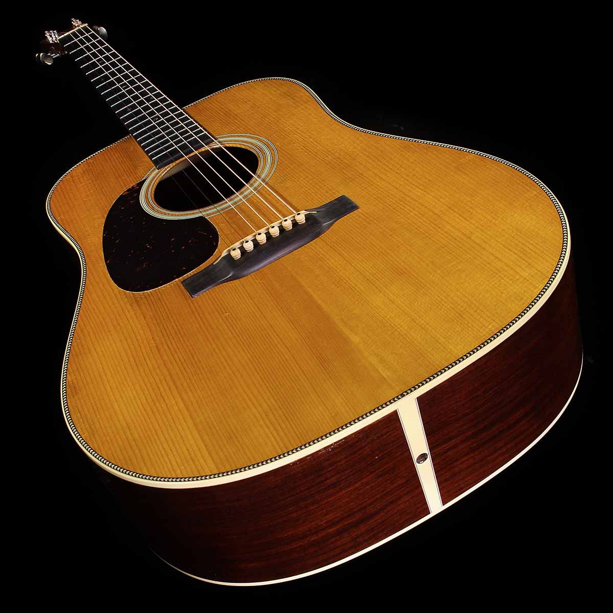 Martin<BR> D-28 1937 Authentic - Image 3