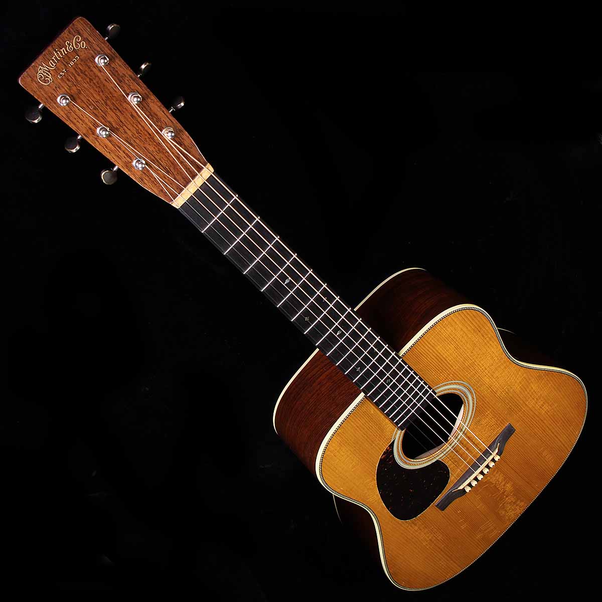 Martin<BR> D-28 1937 Authentic - Image 4